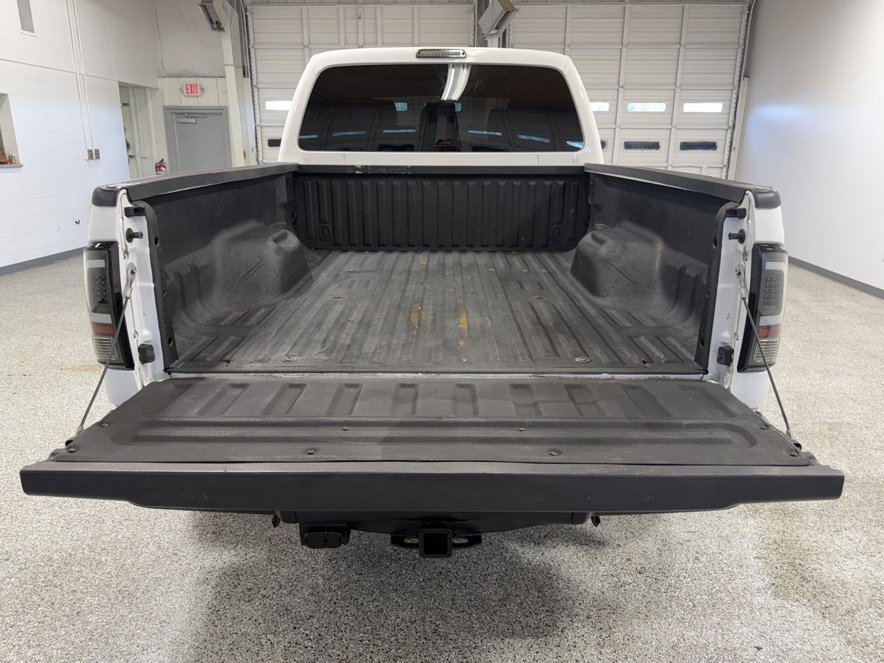 Used 2016 Ford F250 XLT w/ XLT Value Package AWD/4WD image 8