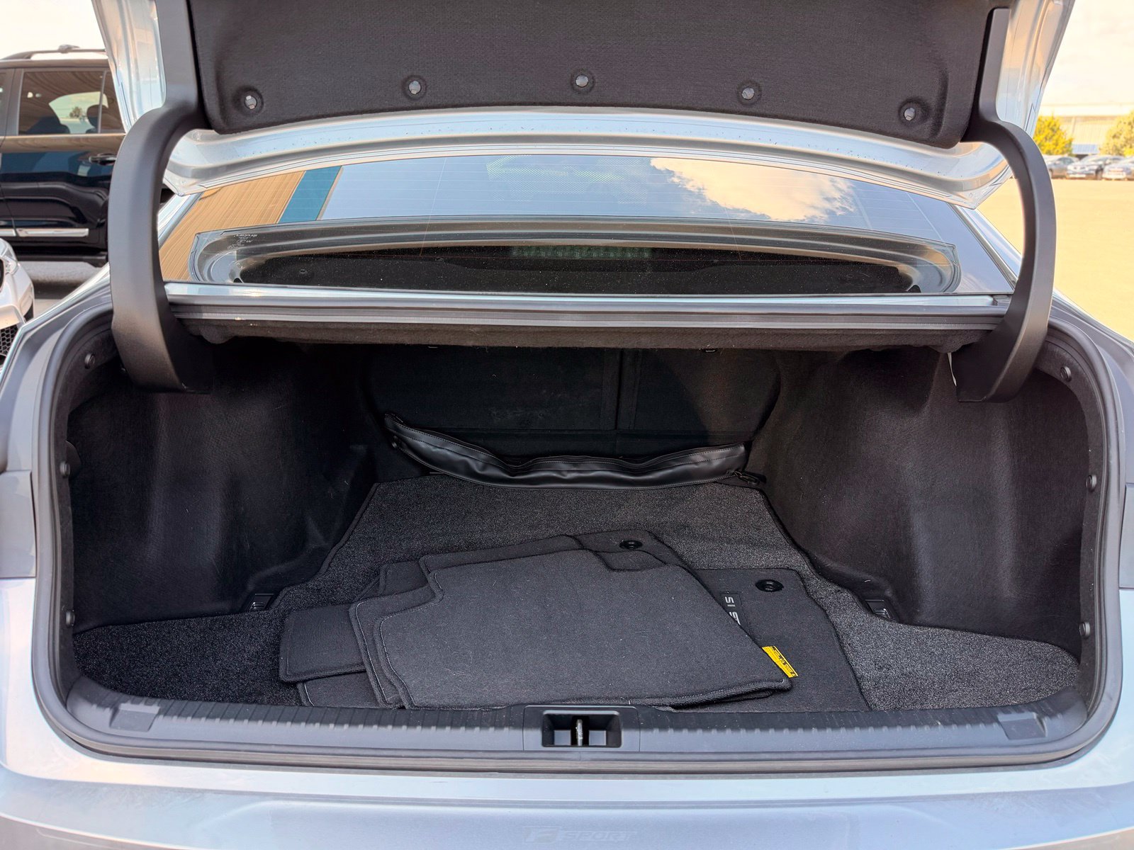 Used 2025 Lexus IS 500 w/ Accessory Package 2 RWD image 31