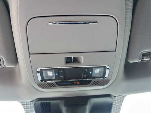 Used 2022 Ford F150 Lariat w/ Trailer Tow Package AWD/4WD image 24