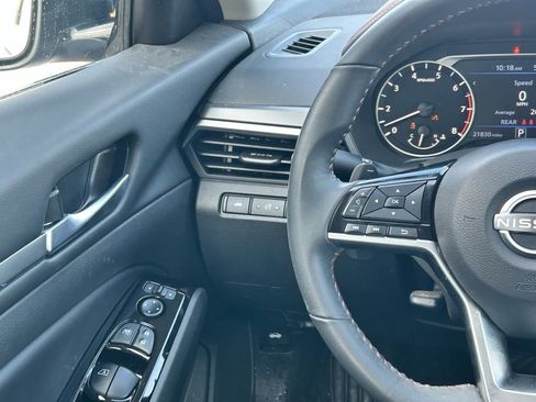 Certified 2024 Nissan Altima 2.5 SR image 13