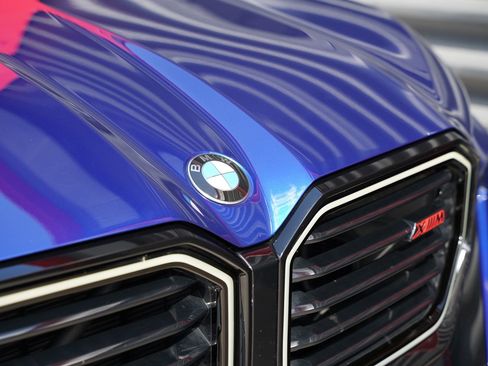 Used 2025 BMW XM Label Red w/ M Driver's Package AWD/4WD image 10