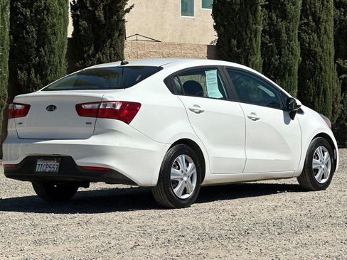 Used 2017 Kia Rio LX w/ Power Package FWD image 4