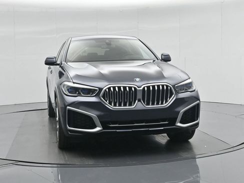 Used 2022 BMW X6 xDrive40i w/ Executive Package image 57