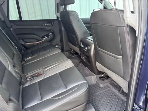 Used 2019 Chevrolet Tahoe LT image 32