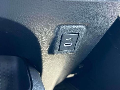 Certified 2024 Toyota Corolla SE image 12