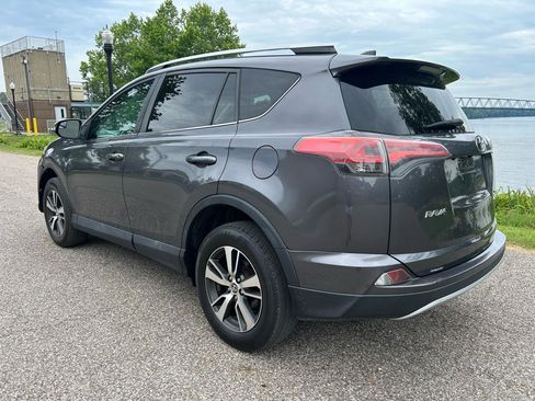 Used 2016 Toyota RAV4 XLE AWD/4WD image 3