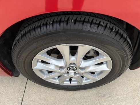 Used 2014 MAZDA MAZDA3 i Grand Touring image 18