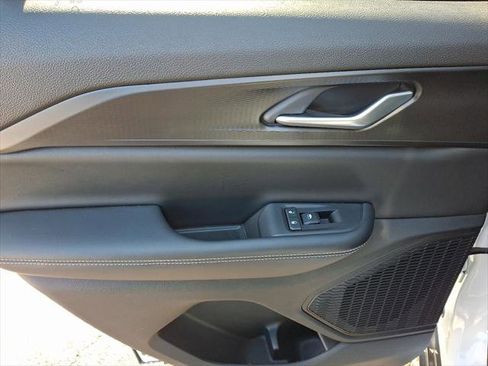 Certified 2023 Jeep Grand Cherokee Laredo image 19