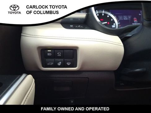 Used 2022 Toyota Highlander Limited AWD/4WD image 28