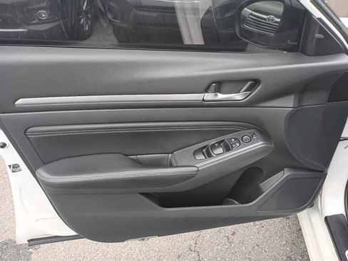 Used 2019 Nissan Altima 2.5 SL image 9