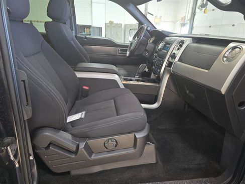 Used 2014 Ford F150 FX4 w/ Equipment Group 401A Mid AWD/4WD image 10