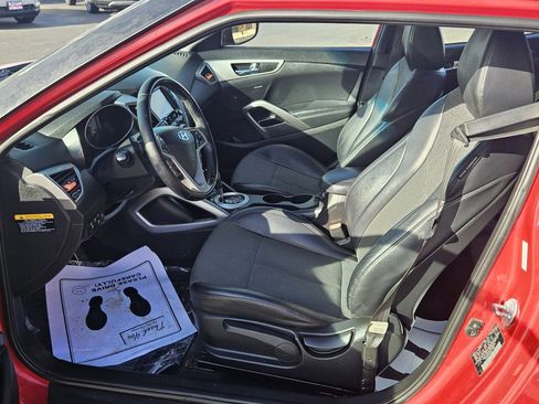 Used 2015 Hyundai Veloster w/ Option Group 03 image 14