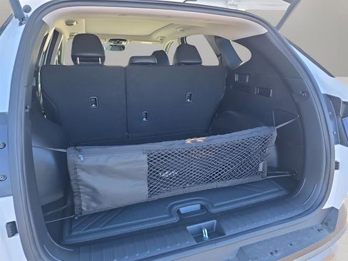 New 2025 Hyundai Tucson Limited image 11