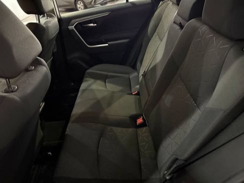 Used 2020 Toyota RAV4 XLE w/ XLE Grade Weather Package AWD/4WD image 28