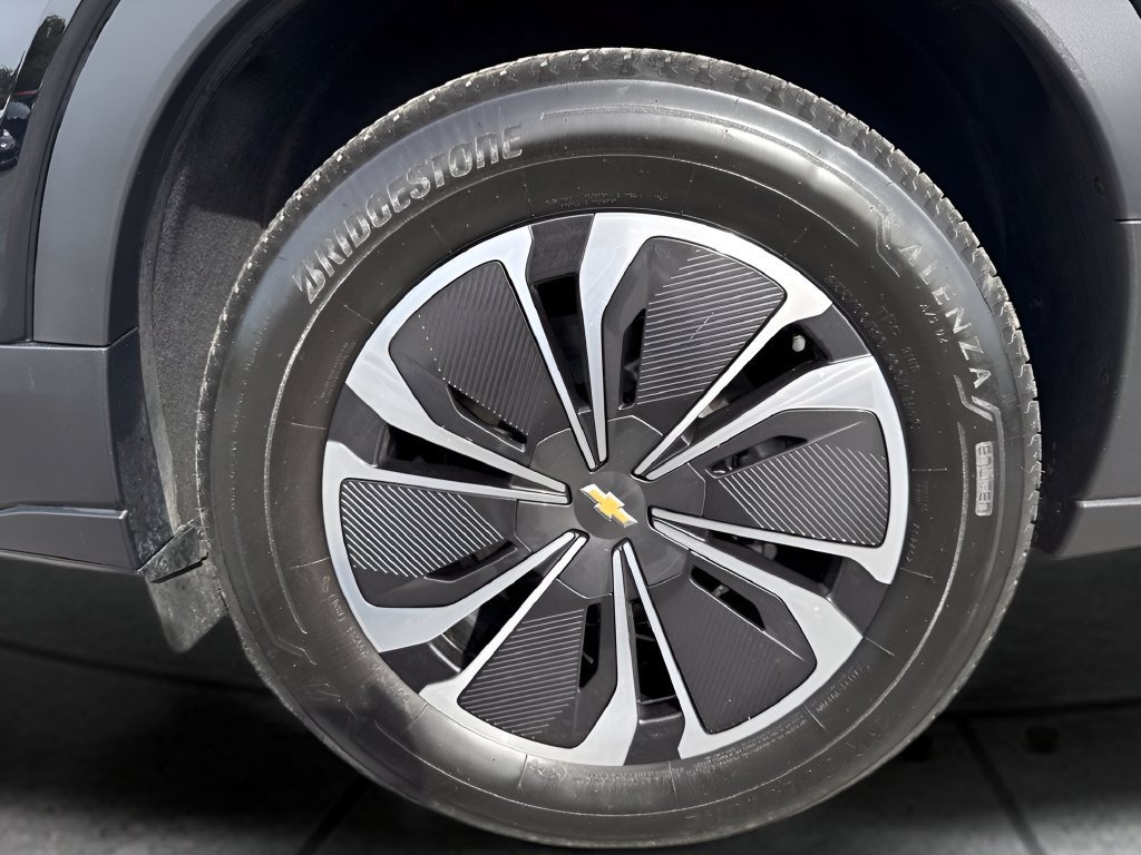 Used 2024 Chevrolet Blazer EV LT AWD/4WD image 30