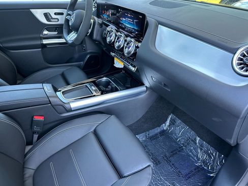 Certified 2024 Mercedes-Benz GLA 35 AMG 4MATIC image 17
