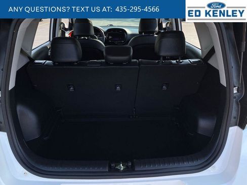 Used 2023 Kia Soul GT-Line FWD image 29