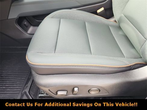 New 2026 GMC Acadia AT4 image 18