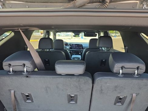 Certified 2026 Chevrolet Traverse LT AWD/4WD image 23