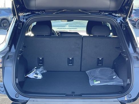 New 2026 Chevrolet Equinox EV LT image 14