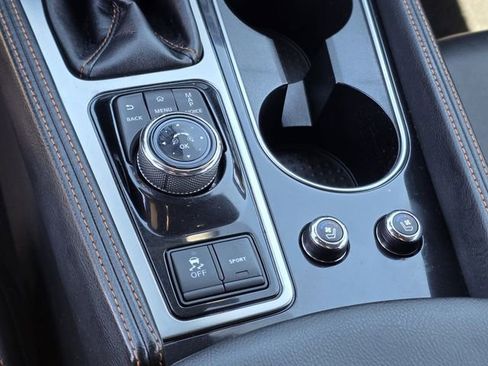 Used 2023 Nissan Maxima SR w/ Sport Mat Group image 24