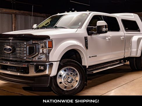 Used 2022 Ford F450 Lariat w/ FX4 Off-Road Package image 4