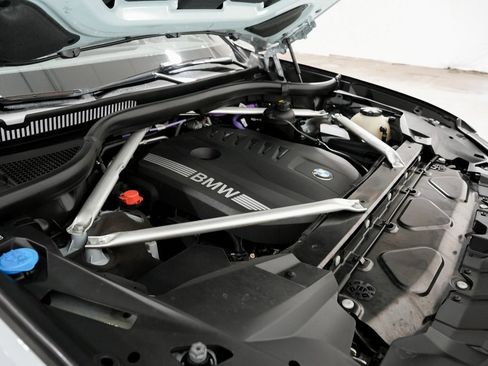 Used 2023 BMW X7 xDrive40i w/ Executive Package image 49