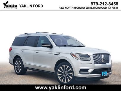 Used 2019 Lincoln Navigator Select w/ Technology Package