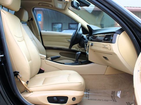 Used 2011 BMW 328i xDrive Sedan image 13