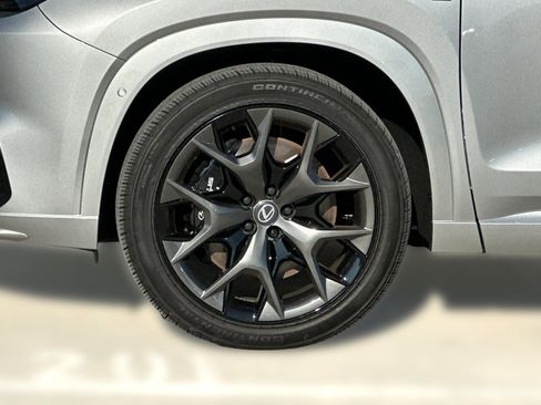 New 2026 Lexus TX 500h AWD image 11