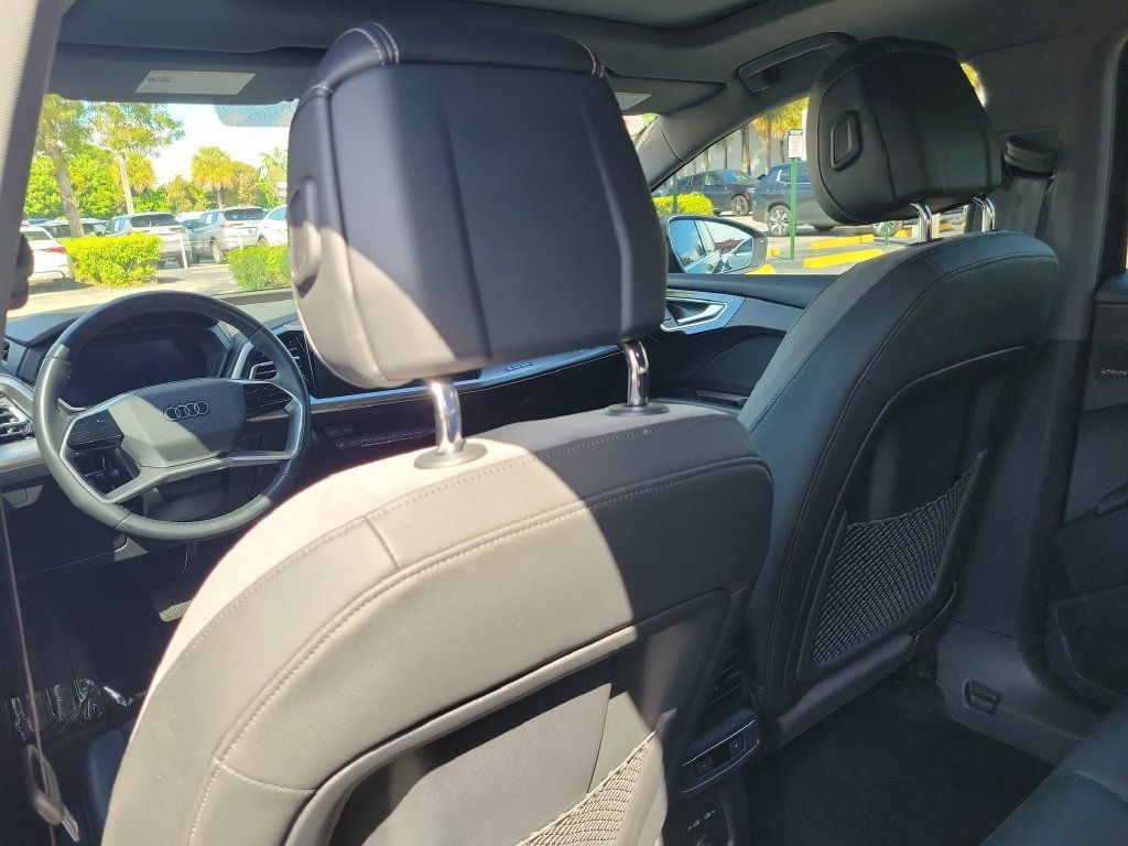 Used 2023 Audi Q4 e-tron Premium Plus w/ Premium Plus RWD image 15