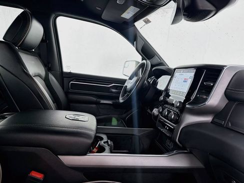 Used 2024 RAM 1500 Laramie RWD image 34
