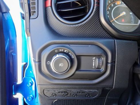 New 2025 Jeep Wrangler Rubicon w/ Technology Group image 20