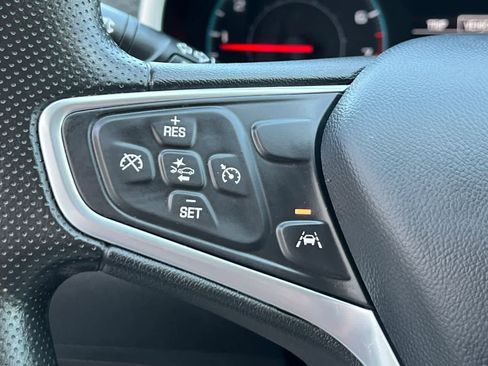 Used 2023 Chevrolet Malibu LT FWD image 30