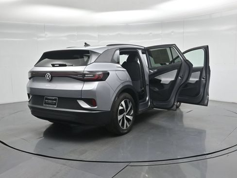 Used 2025 Volkswagen ID.4 Pro RWD image 5