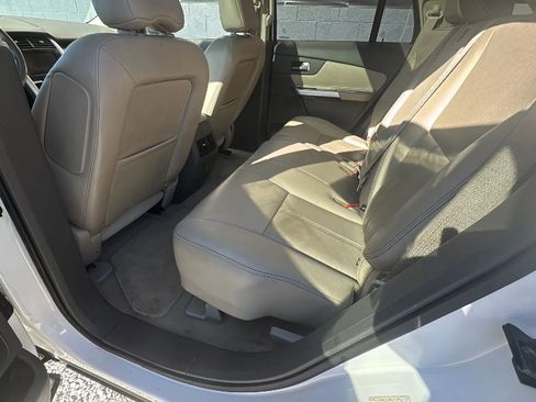 Used 2011 Ford Edge Limited w/ 302A Rapid Spec Order Code image 10