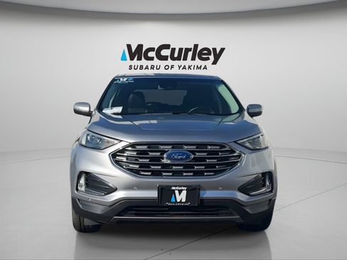 Used 2023 Ford Edge Titanium AWD/4WD image 9