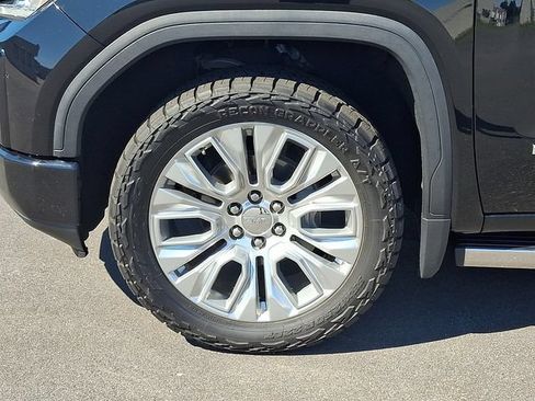 Used 2020 GMC Sierra 1500 Denali w/ Denali Ultimate Package AWD/4WD image 8