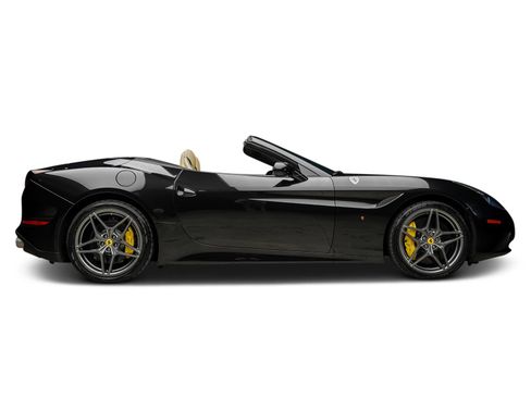 Used 2015 Ferrari California T RWD image 28