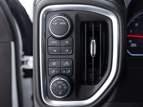 Used 2021 Chevrolet Silverado 2500 LTZ AWD/4WD image 39