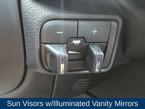 Used 2025 Dodge Durango GT AWD/4WD image 31