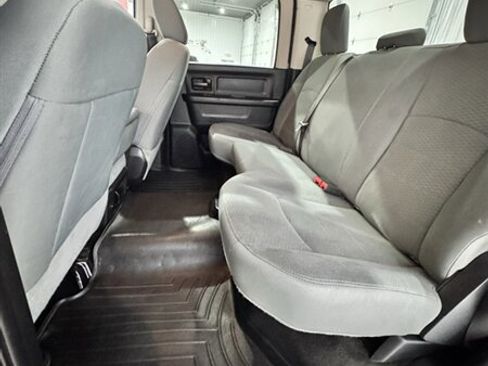 Used 2017 RAM 2500 Tradesman w/ Chrome Appearance Group image 10