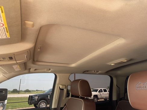 Used 2016 Chevrolet Silverado 2500 High Country w/ Duramax Plus Package AWD/4WD image 14