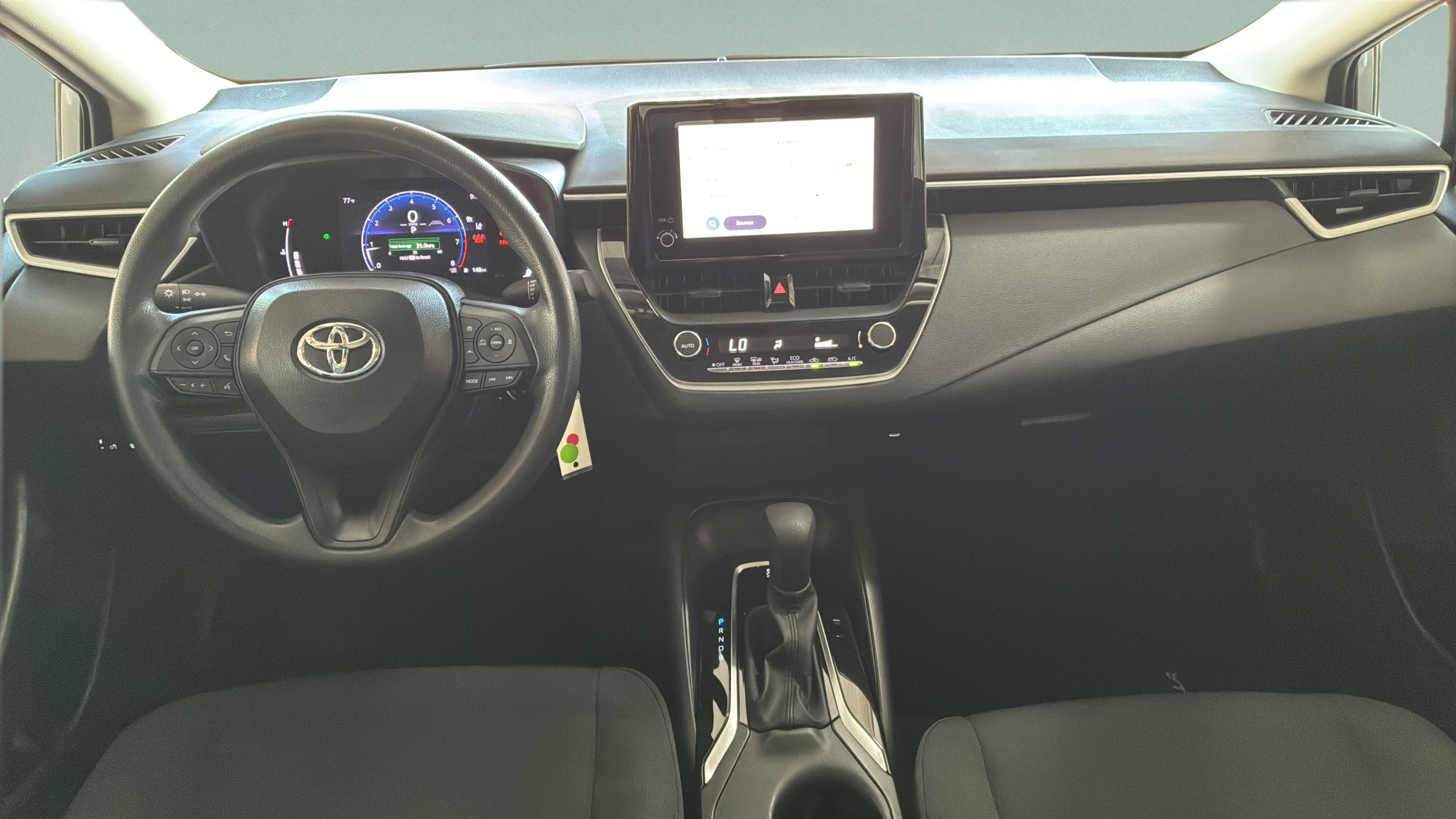 Used 2026 Toyota Corolla LE FWD image 15