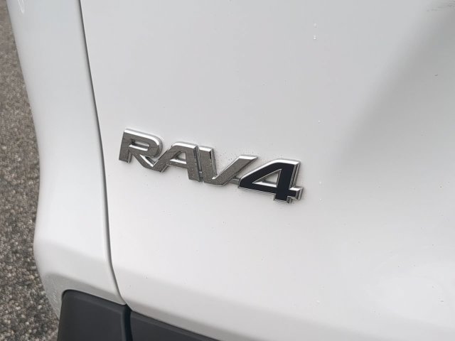 Certified 2024 Toyota RAV4 XLE w/ Convenience Package FWD image 13