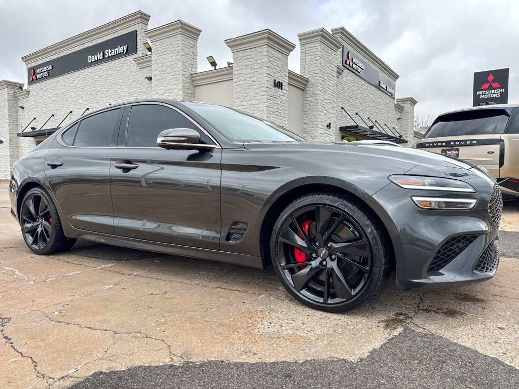 Used 2023 Genesis G70 3.3T w/ Sport Prestige Package RWD image 2