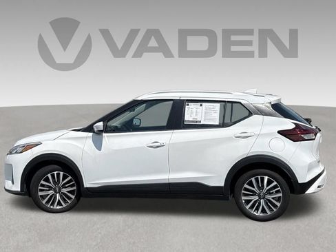 Used 2024 Nissan Kicks SV FWD image 13