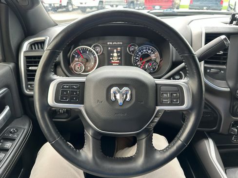 Used 2020 RAM 2500 Big Horn w/ Night Edition AWD/4WD image 21