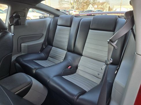 Used 2009 Ford Mustang GT image 10