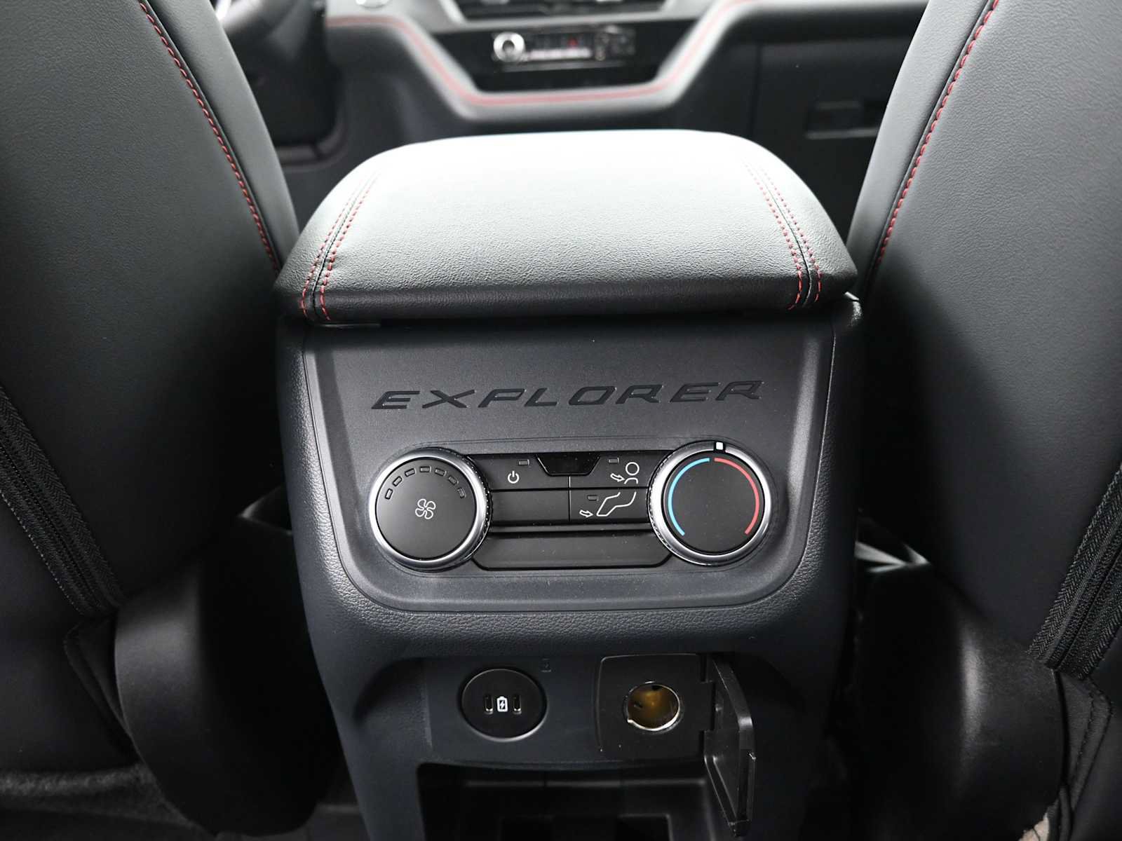 New 2026 Ford Explorer ST-Line AWD/4WD image 17